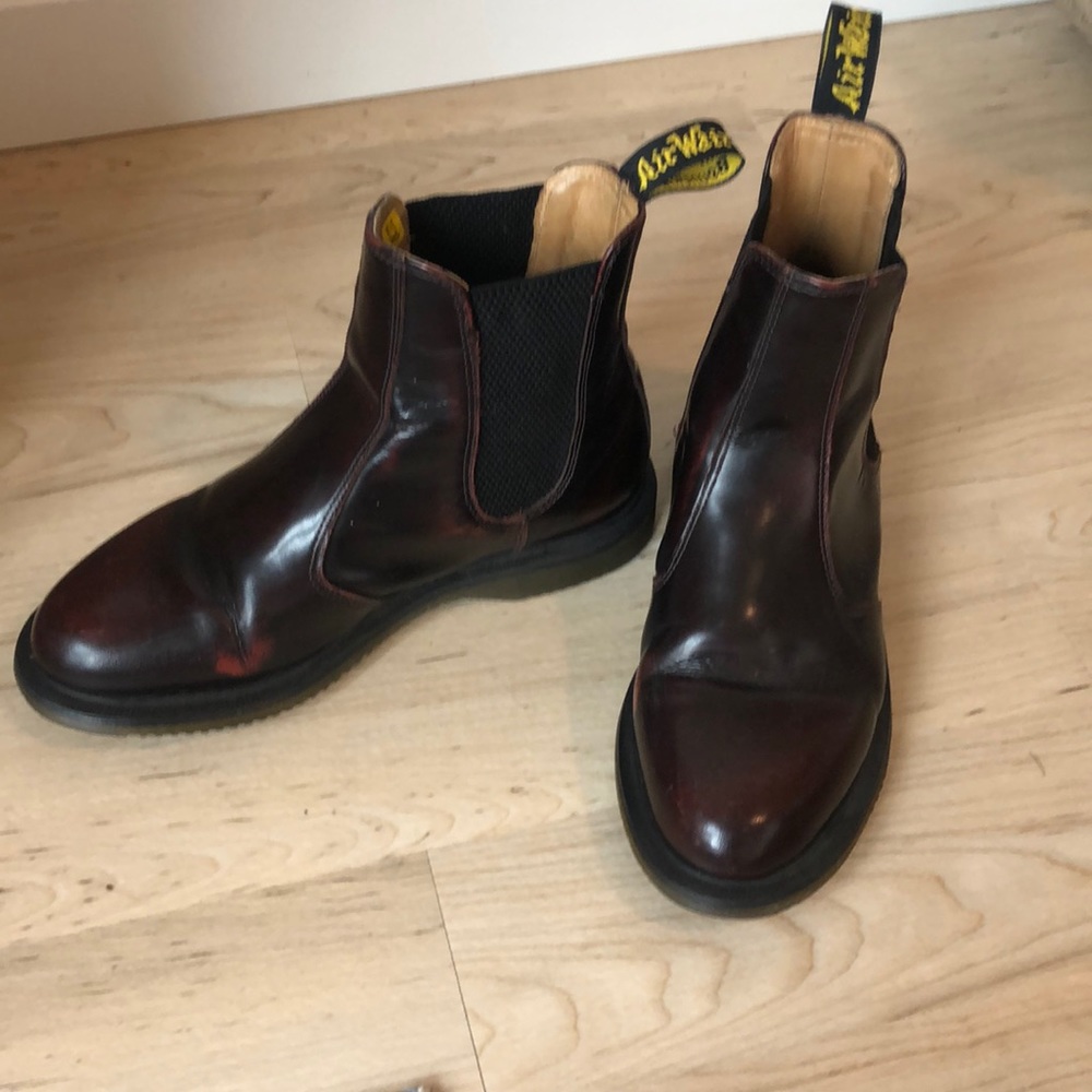 Dr Marten Chelsea boots sz 7